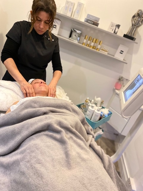 Buccal Facial Massage Buccal Facial Massage
